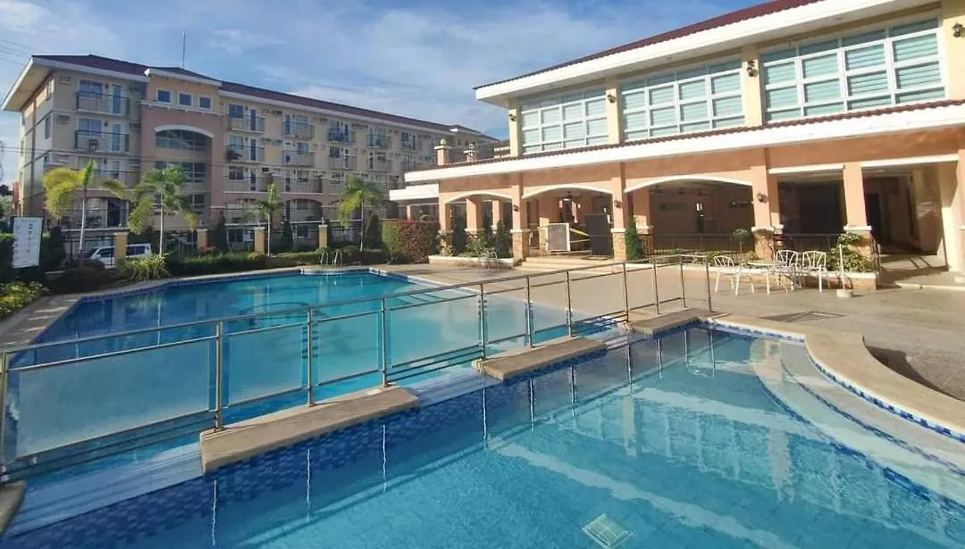 Cozy Apartment Arezzo Place Davao - Building 10