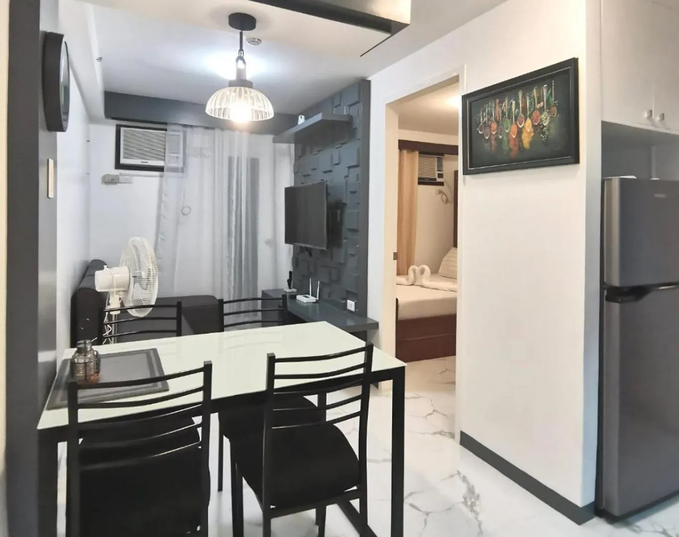 Cozy Apartment Arezzo Place Davao - Building 10